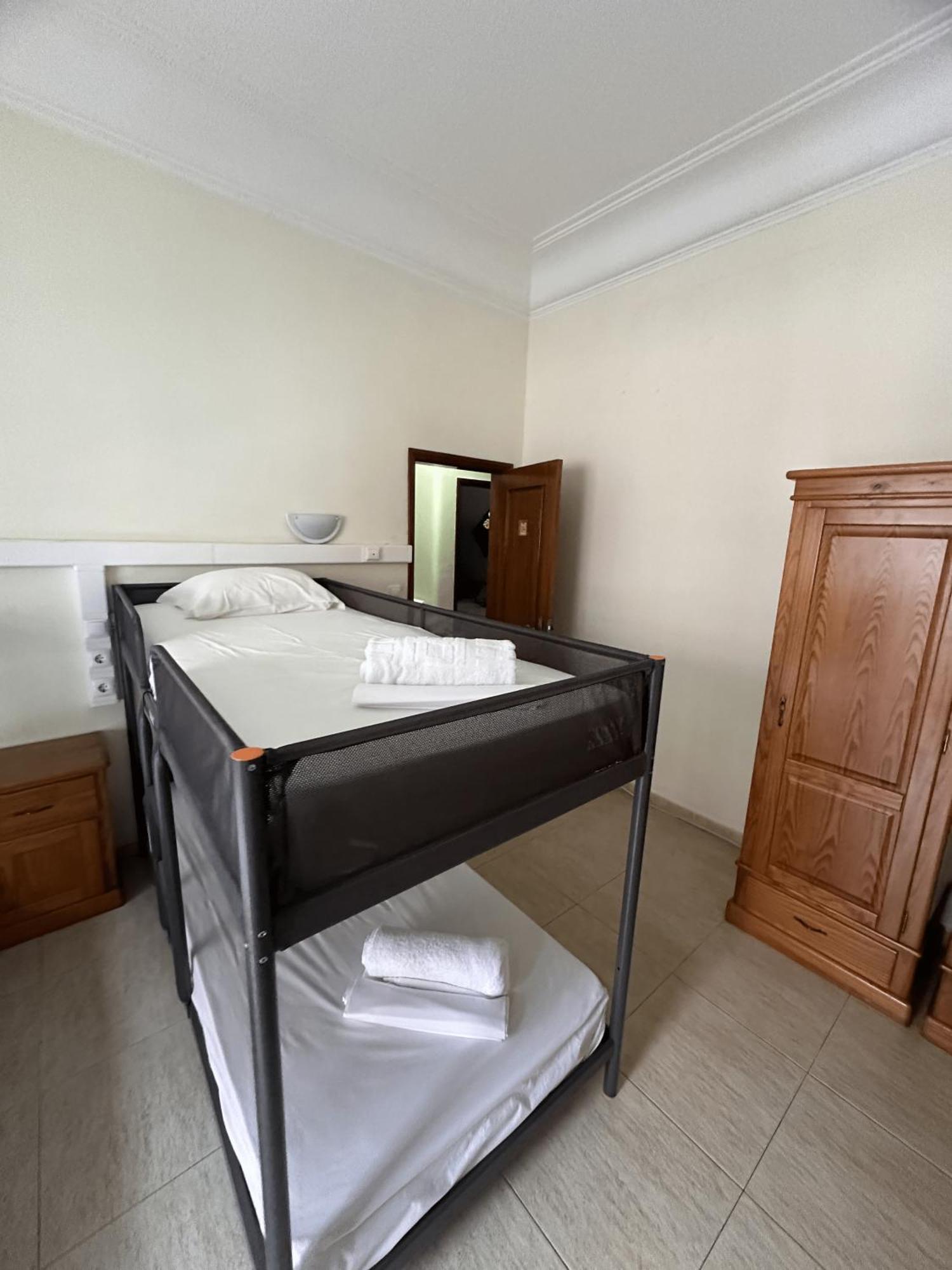 Guest In Ninho Apartman Lisboa Kültér fotó
